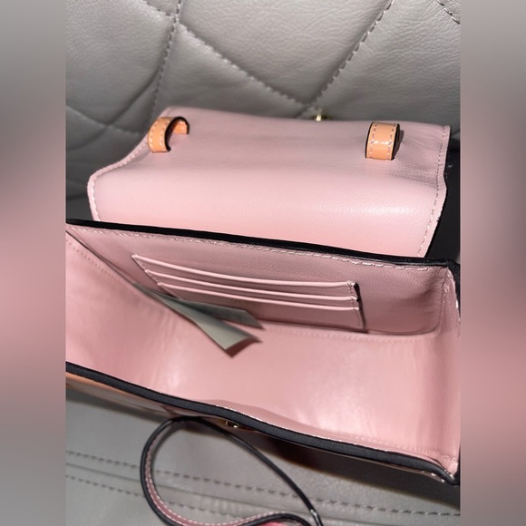 VERSACE La Medusa Woman Gold Handbags - Picture 6 of 8